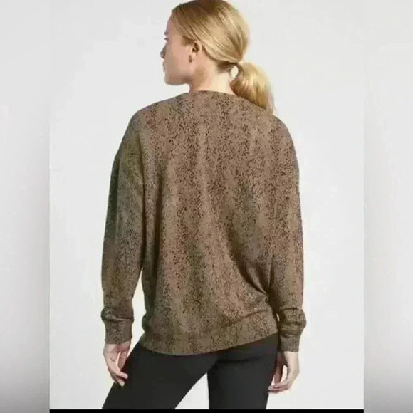 Athleta Studio to Street Splatter  Animal Print Womens Small EUC - Picture 2 of 6